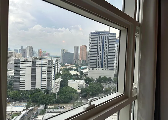 Luxent Ashen Gray Business Centre Living * マニラ市