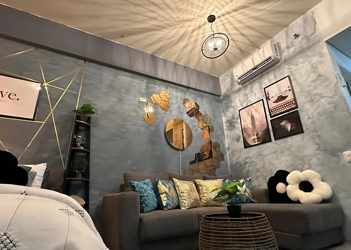 Luxent Ashen Gray Business Centre Living アパートホテル *