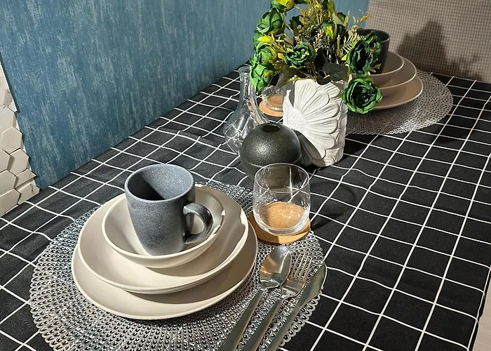 Luxent Ashen Gray Business Centre Living アパートホテル マニラ市